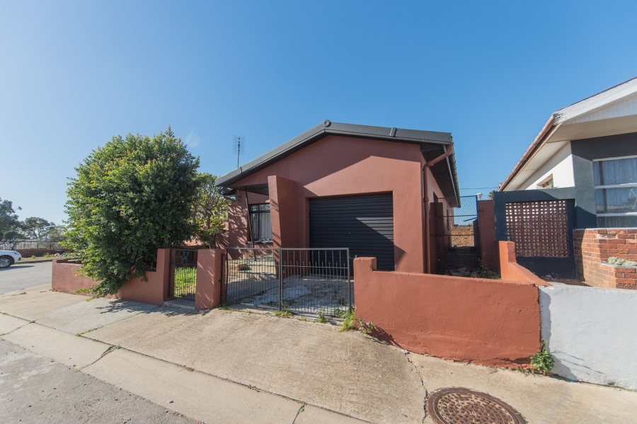 2 Bedroom Property for Sale in Korsten Eastern Cape